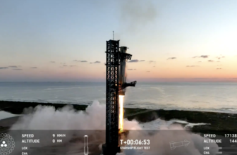 SpaceX efficiently catches Tremendous Heavy booster after launching Starship’s fifth flight