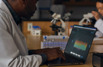 Apple Unveils M4 MacBook Professional With Thunderbolt 5 And Enhanced AI Capabilities