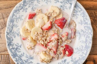 The Finest Crockpot Oatmeal – Barefeet In The Kitchen