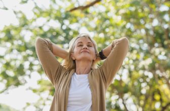 Healthspan vs. Lifespan: Why Girls Are Dwelling Longer—however Not More healthy