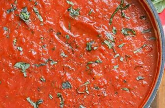 Straightforward Marinara Sauce – Spend With Pennies